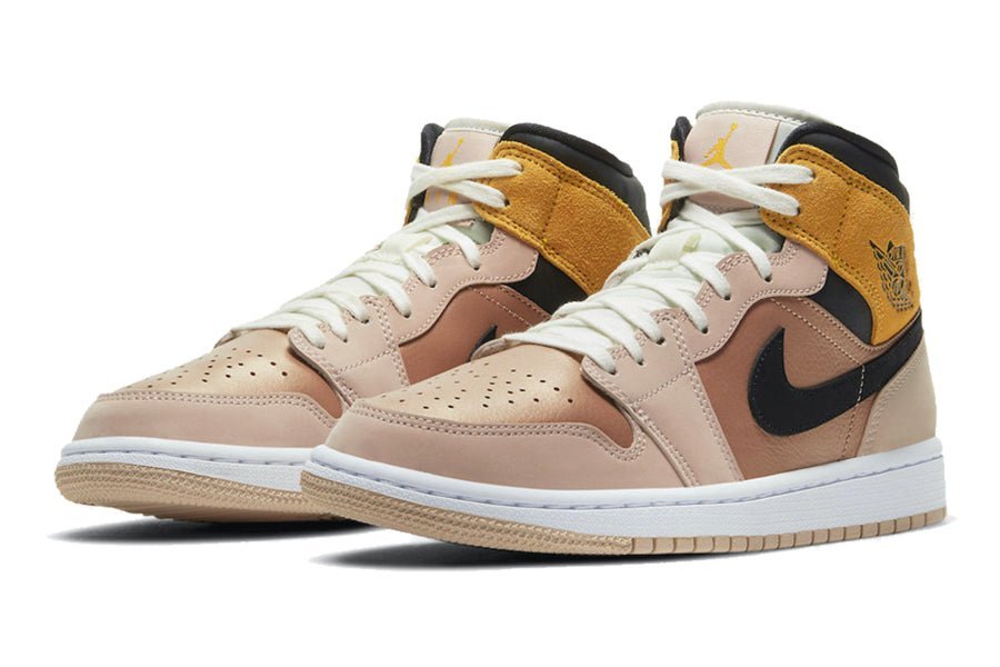 Air Jordan 1 Mid Particle Beige