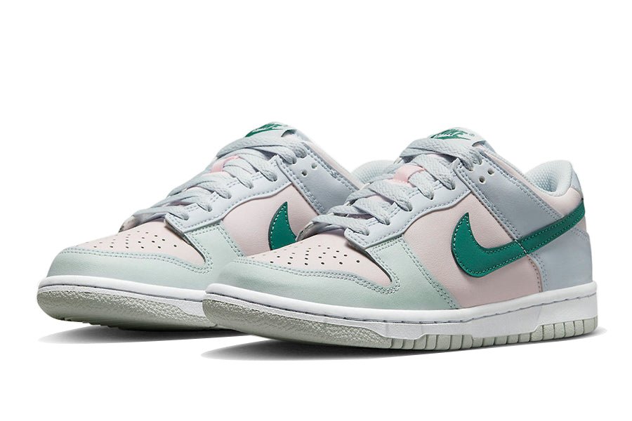 Nike Dunk Low Mineral Teal