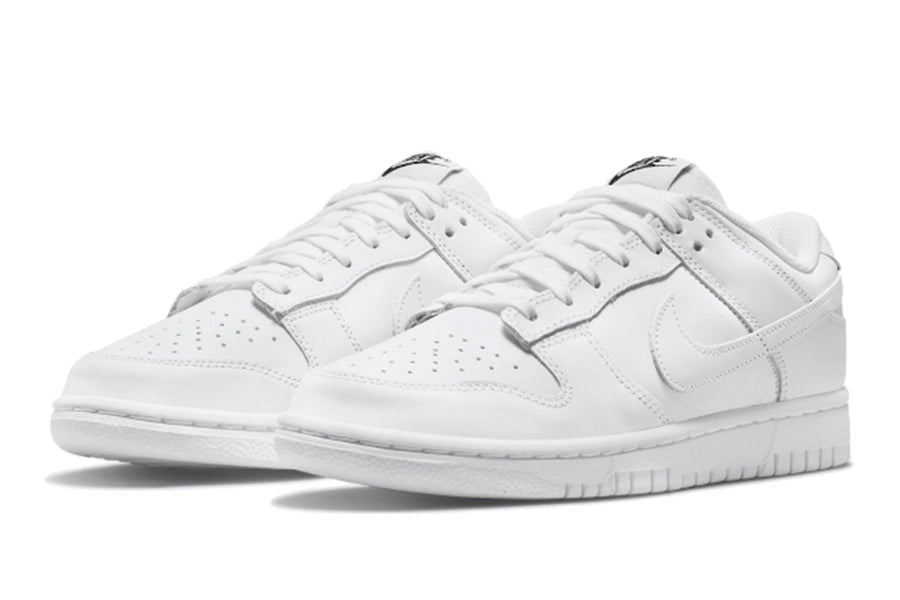 Nike Dunk Low Triple White