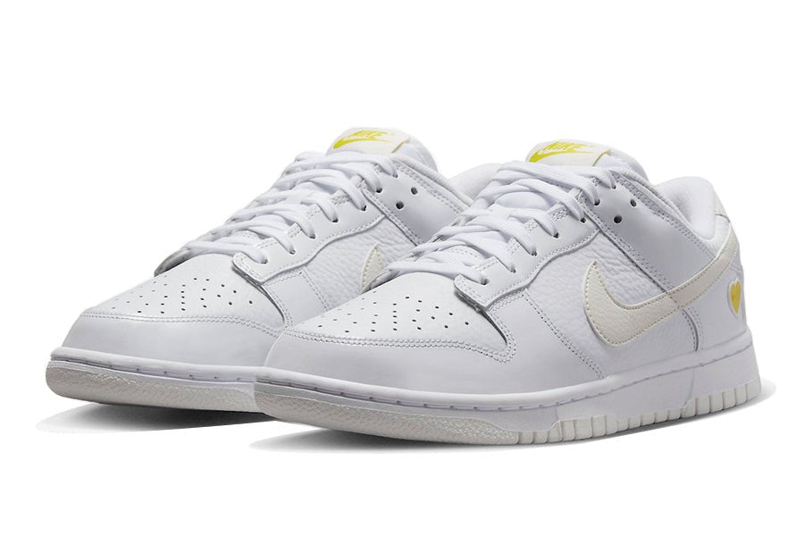 Nike Dunk Low Yellow Heart