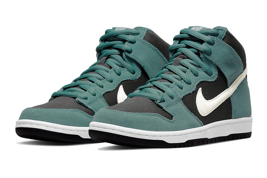 Nike Dunk SB High Green Suede