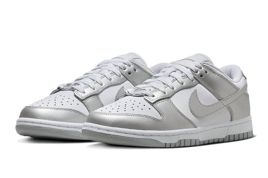 Nike Dunk Low Metallic Silver