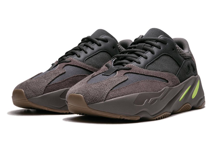 Adidas Yeezy 700 Mauve